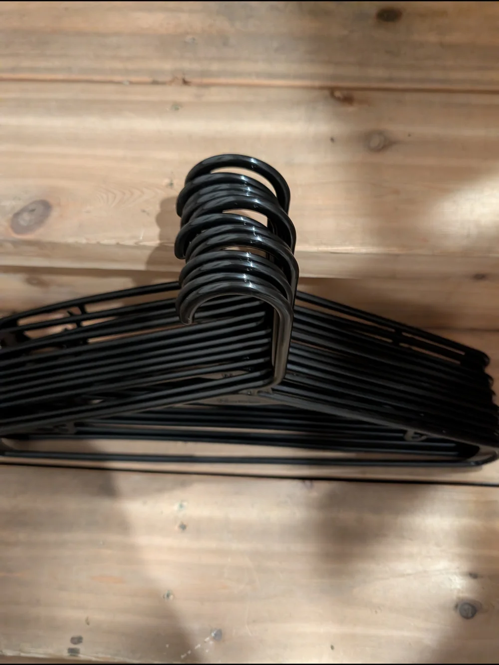 Black And White Non-Slip Clothing Hangers - Set of 24